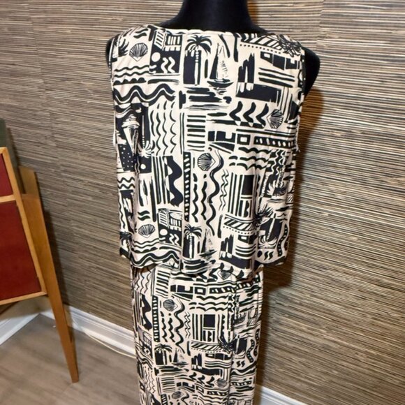 Cute Lightweight Dress Black and Tan - Picture 1 of 3